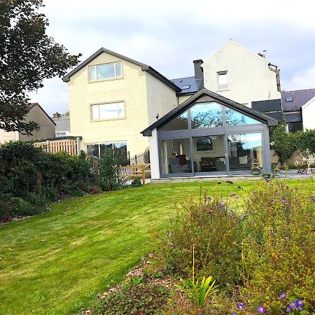 Dingle Garden Townhouse Bed & Breakfast Exterior foto The house of the artist in 2019