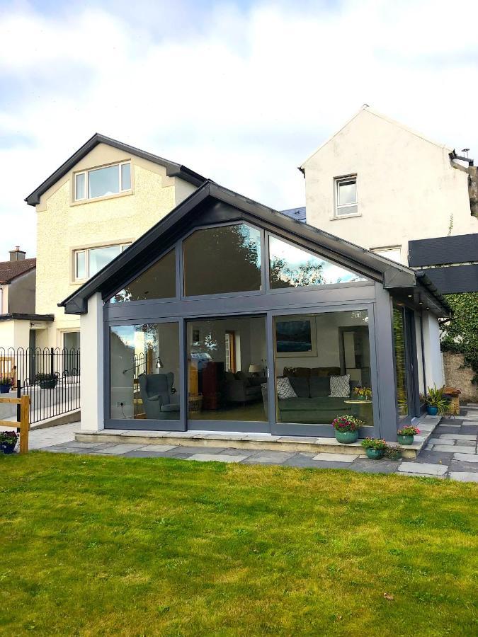 Dingle Garden Townhouse Bed & Breakfast Exterior foto A modern conservatory